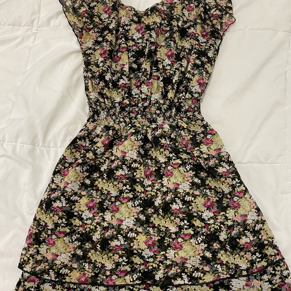 $9 cute dress -express